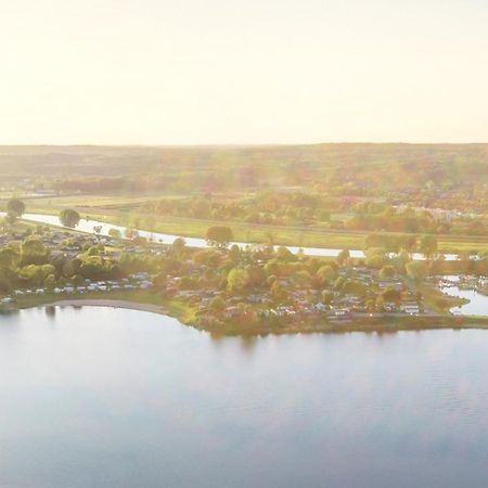 Resort Rhederlaagse Meren Lathum Esterno foto
