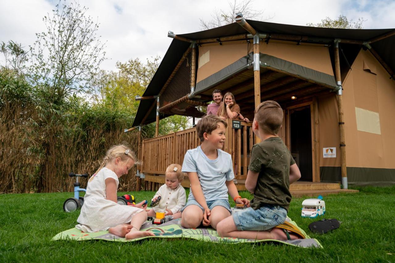 Resort Rhederlaagse Meren Lathum Esterno foto