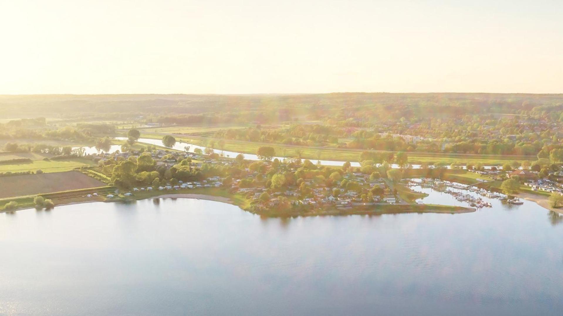 Resort Rhederlaagse Meren Lathum Esterno foto